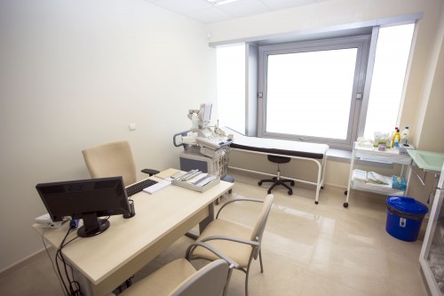 Consulta de urología en Estepona. Vista desde la entrada.