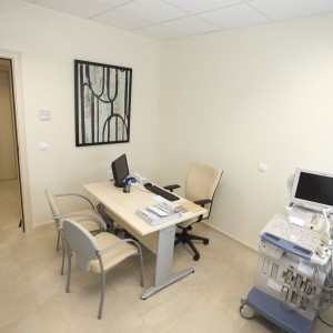 Consulta de urología en Estepona. Vista general.